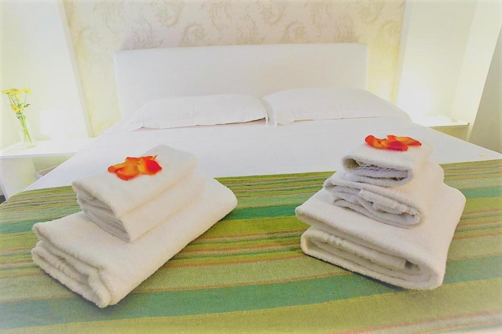 Lovely Apartment Ground Floor Colosseo Wi-Fi Ac Roma Exterior foto